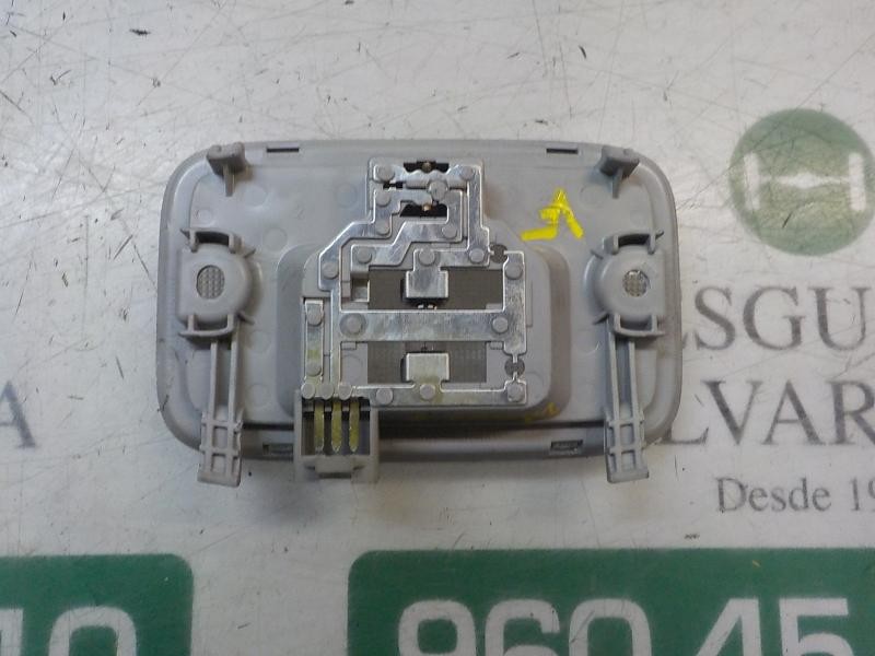 Recambio de piloto interior para hyundai ix20 1.6 crdi cat referencia OEM IAM 928701P000ED  