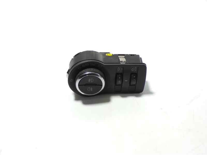Recambio de mando luces para opel astra j lim. 2.0 16v cdti referencia OEM IAM 13268702  