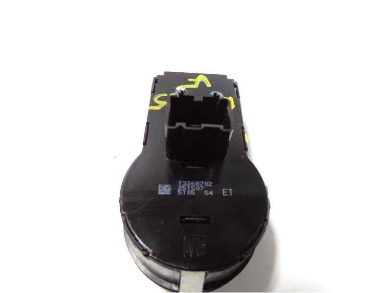 Recambio de mando luces para opel astra j lim. 2.0 16v cdti referencia OEM IAM 13268702  