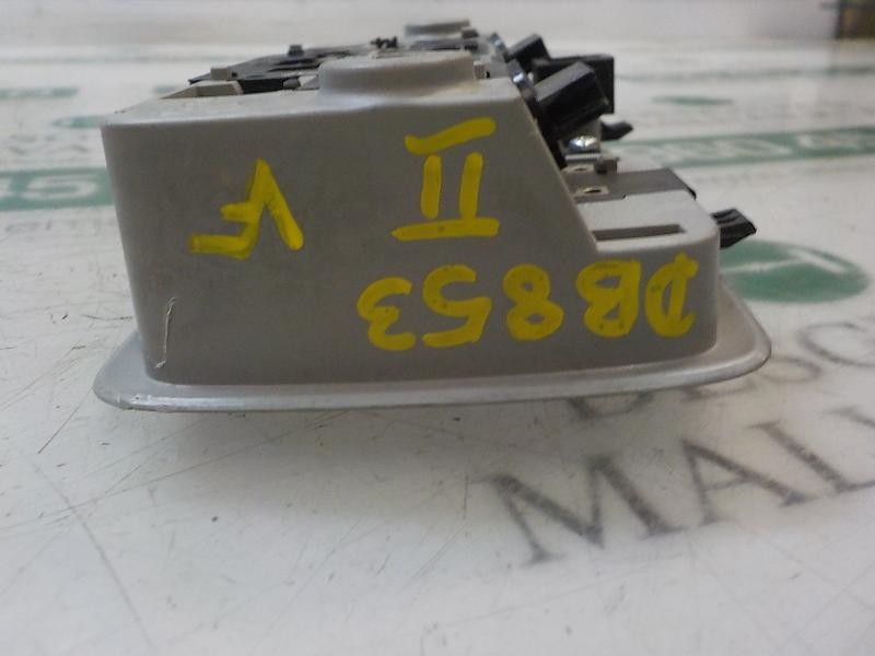 Recambio de piloto interior para hyundai ix20 1.6 crdi cat referencia OEM IAM 928501P000ED  