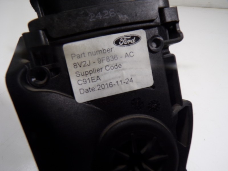 Recambio de potenciometro pedal para ford fiesta (ccn) 1.0 ecoboost cat referencia OEM IAM 2120072 8V2J9F836AC 