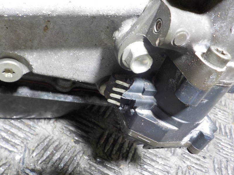 Recambio de caja cambios para mazda cx-5 2.2 turbodiesel cat referencia OEM IAM  13F20 