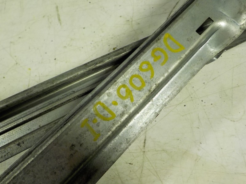 Recambio de elevalunas delantero izquierdo para citroën c4 picasso 2.0 hdi fap referencia OEM IAM 9221CV  