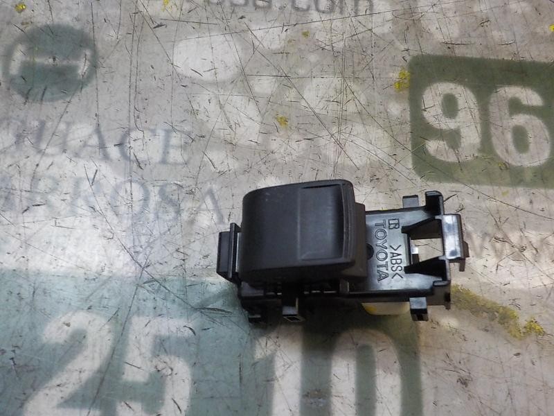 Recambio de mando elevalunas delantero derecho para toyota yaris 1.4 turbodiesel cat referencia OEM IAM 848100D030  