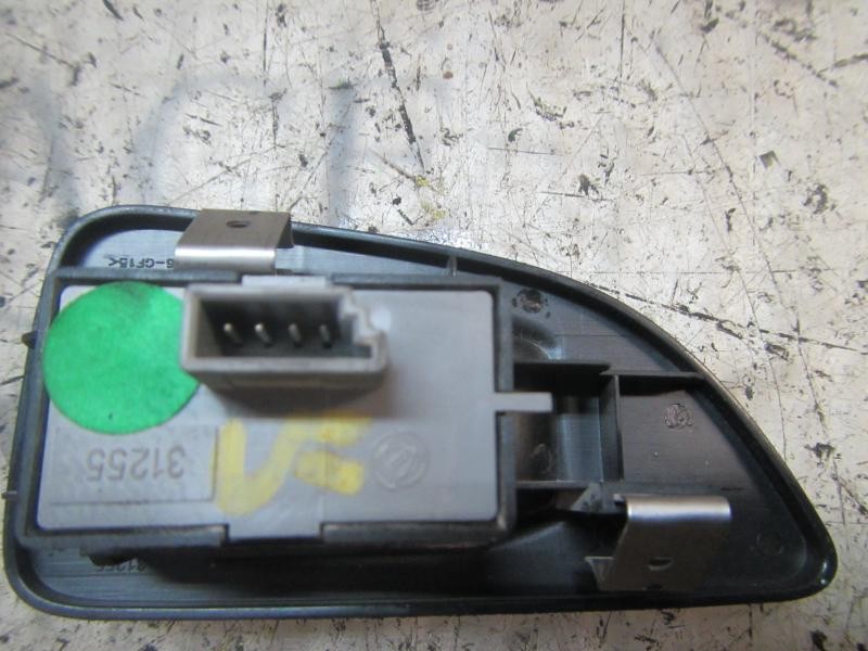 Recambio de mando elevalunas trasero derecho para fiat linea (110) dynamic referencia OEM IAM 735442338  