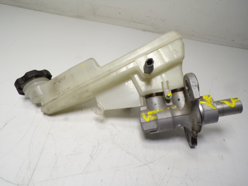 Recambio de bomba freno para opel astra k lim. 5türig 1.0 12v referencia OEM IAM 13486143 32669020 