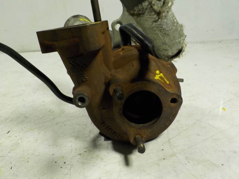 Recambio de turbocompresor para kia sorento drive 2wd referencia OEM IAM  282312F600 