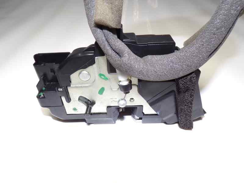 Recambio de cerradura puerta trasera derecha para nissan juke (f15) 1.6 16v cat referencia OEM IAM 82500BA60B  
