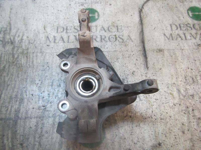 Recambio de mangueta delantera derecha para fiat linea (110) dynamic referencia OEM IAM 51785023  