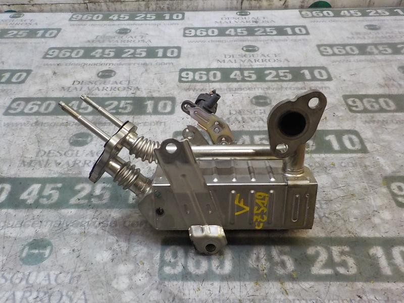 Recambio de enfriador egr para toyota yaris 1.4 turbodiesel cat referencia OEM IAM 2560133070  