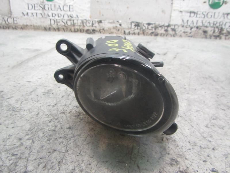 Recambio de faro antiniebla derecho para volvo c30 1.6 d momentum referencia OEM IAM 31213176  