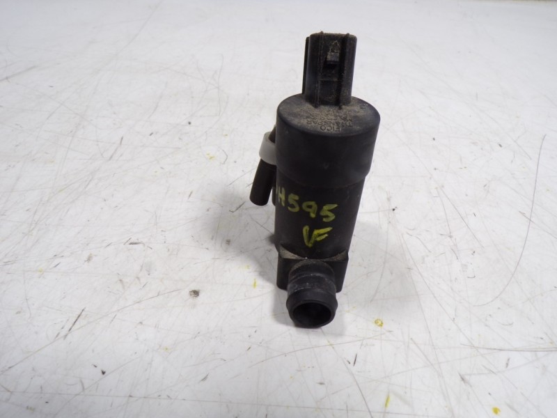 Recambio de bomba limpia para volvo c30 1.6 diesel cat referencia OEM IAM 31349228 S7117K624FE S7117K624FE