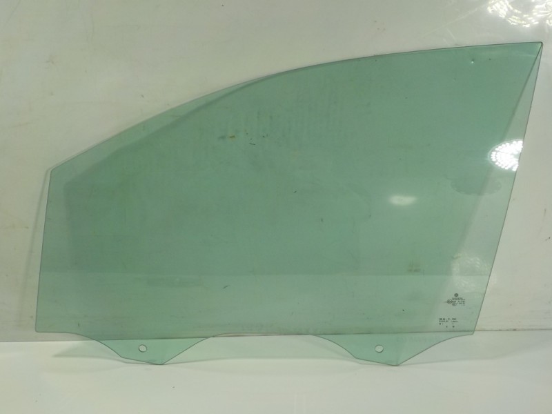 Recambio de cristal puerta delantero izquierdo para volkswagen touran (5t1) 1.6 tdi referencia OEM IAM  5TA845201 