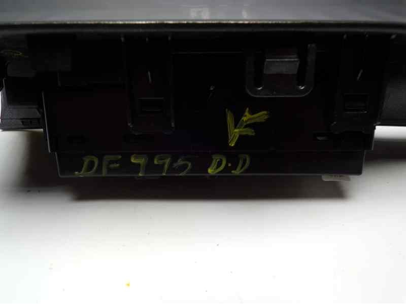 Recambio de mando elevalunas delantero derecho para nissan juke (f15) 1.6 16v cat referencia OEM IAM 254111KA5A 254111KA 