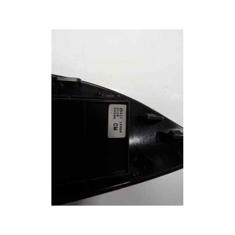 Recambio de mando elevalunas delantero derecho para nissan juke (f15) 1.6 16v cat referencia OEM IAM 254111KA5A 254111KA 