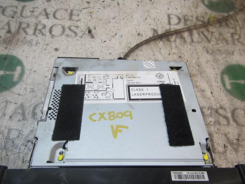 Recambio de sistema audio / radio cd para fiat linea (110) dynamic referencia OEM IAM 735485946 7646354316 