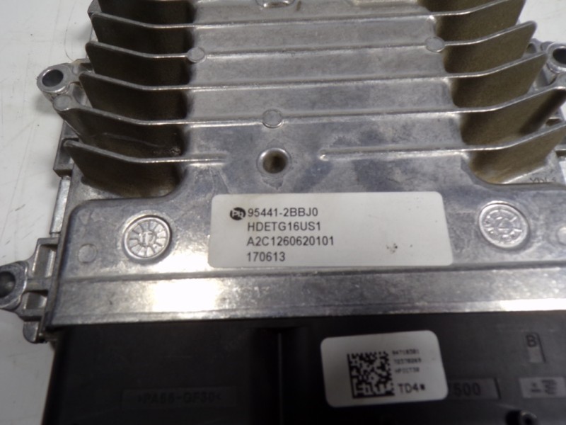 Recambio de centralita motor uce para kia niro concept referencia OEM IAM 954412BBD0 954412BBJ0 A2C1260620101