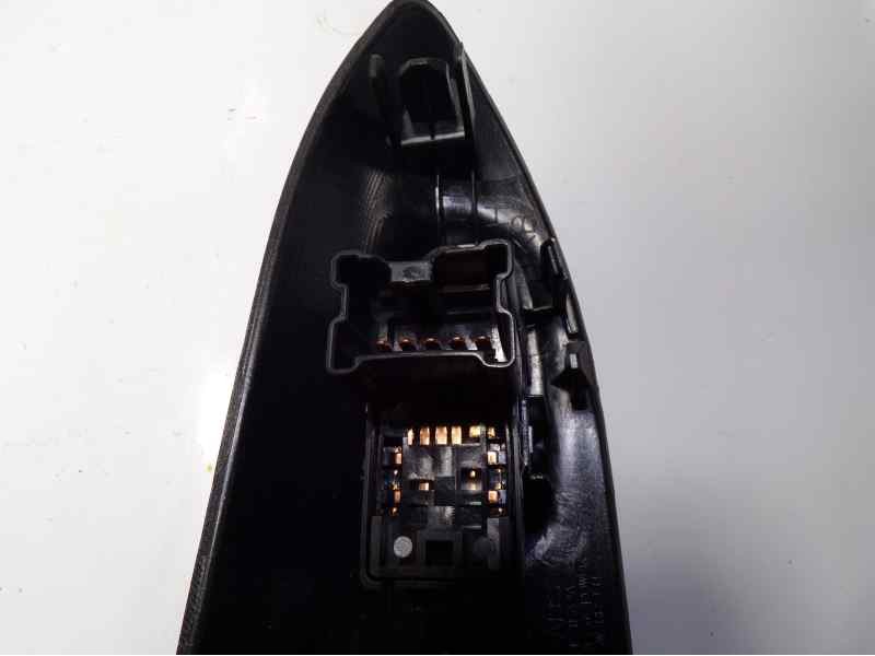 Recambio de mando elevalunas trasero izquierdo para nissan juke (f15) 1.6 16v cat referencia OEM IAM 254111KL5A  