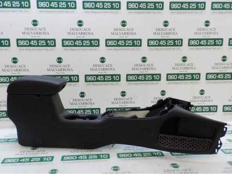 Recambio de apoyabrazos central para jeep compass ii 1.4 m-air cat referencia OEM IAM   