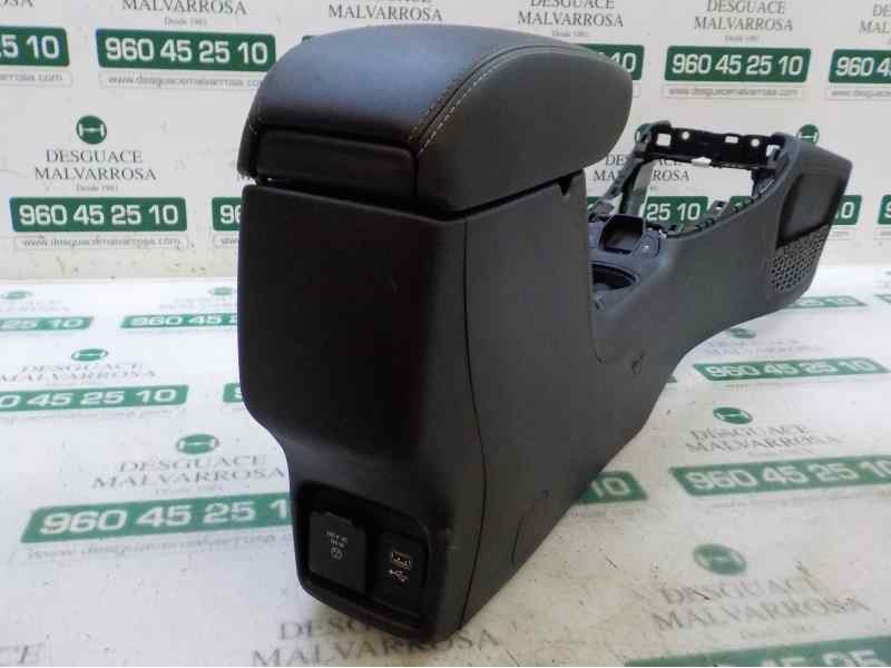 Recambio de apoyabrazos central para jeep compass ii 1.4 m-air cat referencia OEM IAM   