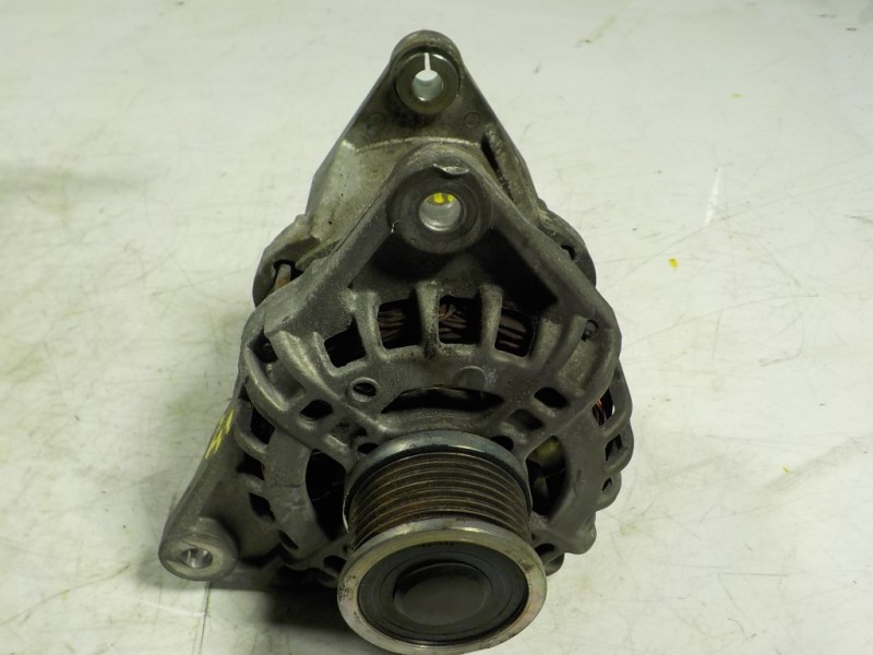 Recambio de alternador para mitsubishi fuso canter ecohybrid hybrid referencia OEM IAM   