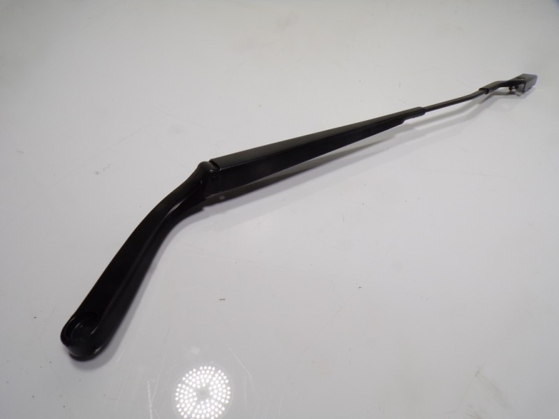 Recambio de brazo limpia delantero izquierdo para cupra leon kl8 vz 2.0 tsi referencia OEM IAM 5FB955409  