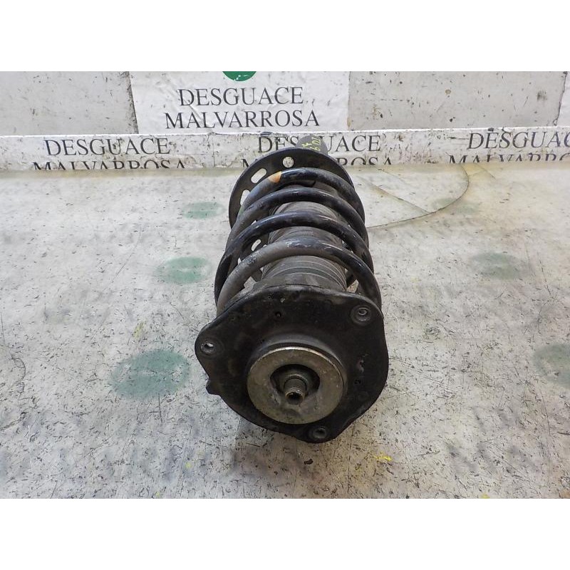 Recambio de amortiguador delantero izquierdo para volkswagen passat berlina (3c2) 2.0 tdi referencia OEM IAM 3C0413031N  