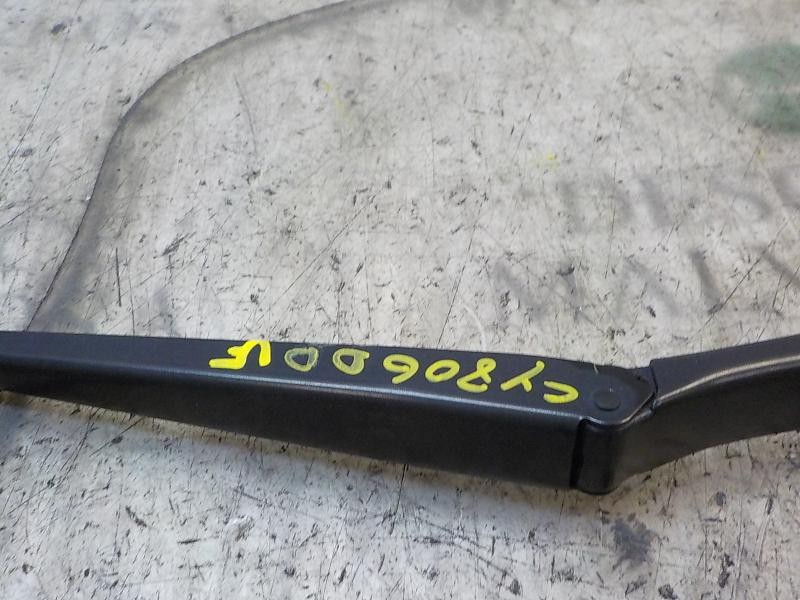 Recambio de brazo limpia delantero derecho para volkswagen passat berlina (3c2) 2.0 tdi referencia OEM IAM 3C1955410B  