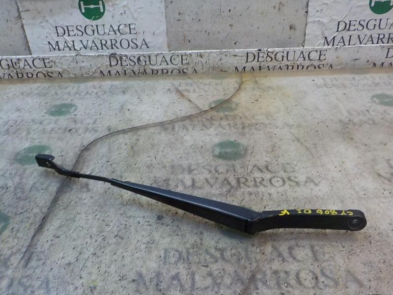 Recambio de brazo limpia delantero izquierdo para volkswagen passat berlina (3c2) 2.0 tdi referencia OEM IAM 3C1955409C  