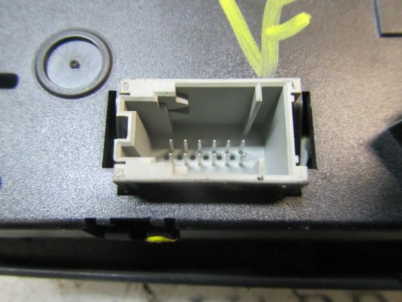 Recambio de mando climatizador para bmw serie 1 berlina (e81/e87) 120d referencia OEM IAM 64119199259 6411695853601 