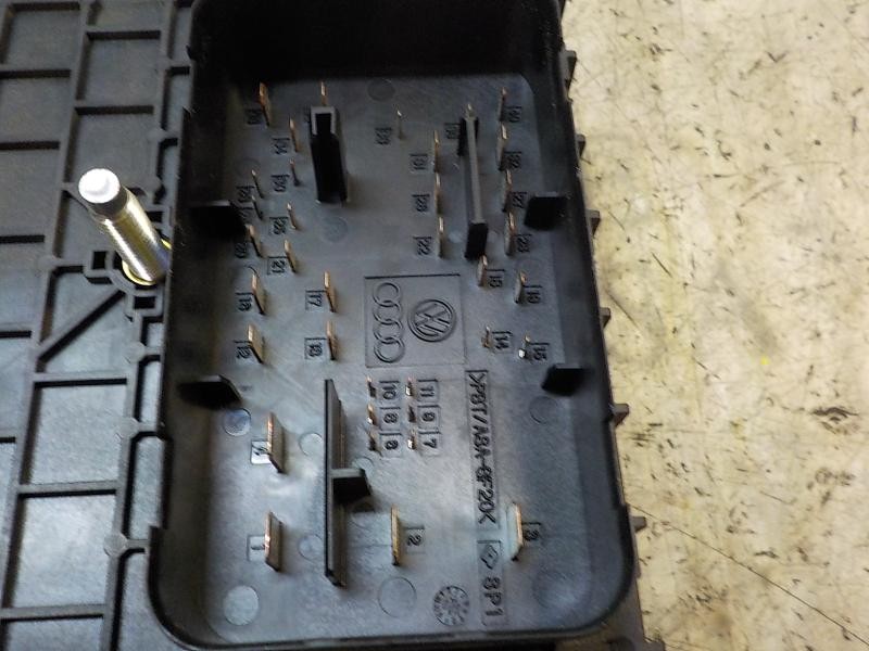 Recambio de caja reles / fusibles para volkswagen passat berlina (3c2) 2.0 tdi referencia OEM IAM 3C0937125  