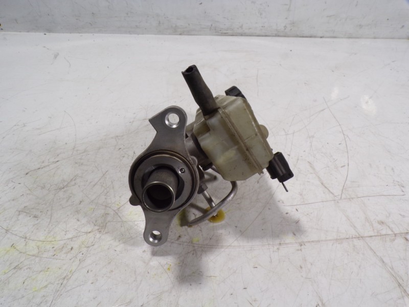 Recambio de bomba freno para renault megane iii berlina 5 p 1.5 dci diesel referencia OEM IAM   