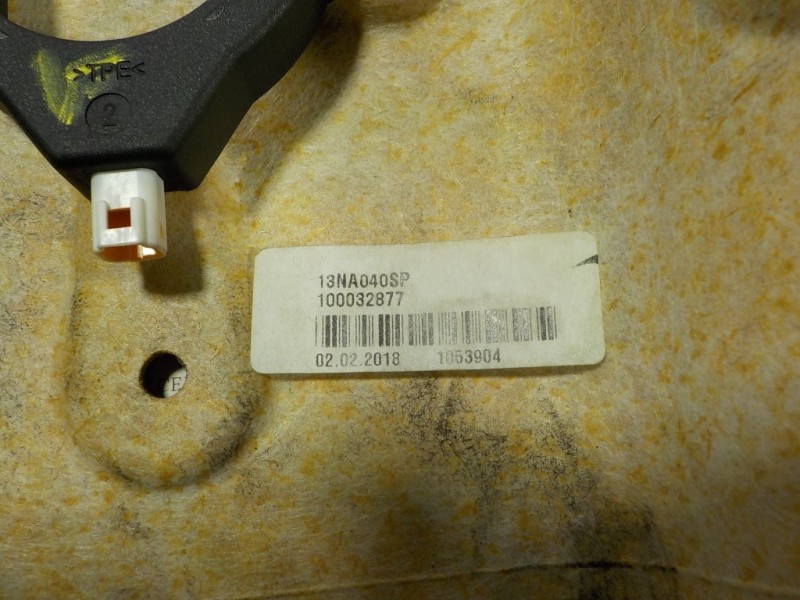 Recambio de bandeja trasera para mclaren 570s spider p13 referencia OEM IAM  13NA040SP 