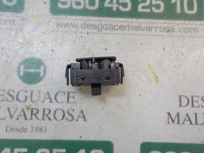 Recambio de warning para dacia sandero 1.2 16v cat referencia OEM IAM 252905668R  