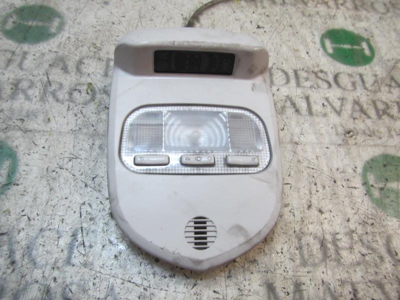 Recambio de piloto interior para peugeot 308 sport referencia OEM IAM 6362Q2  