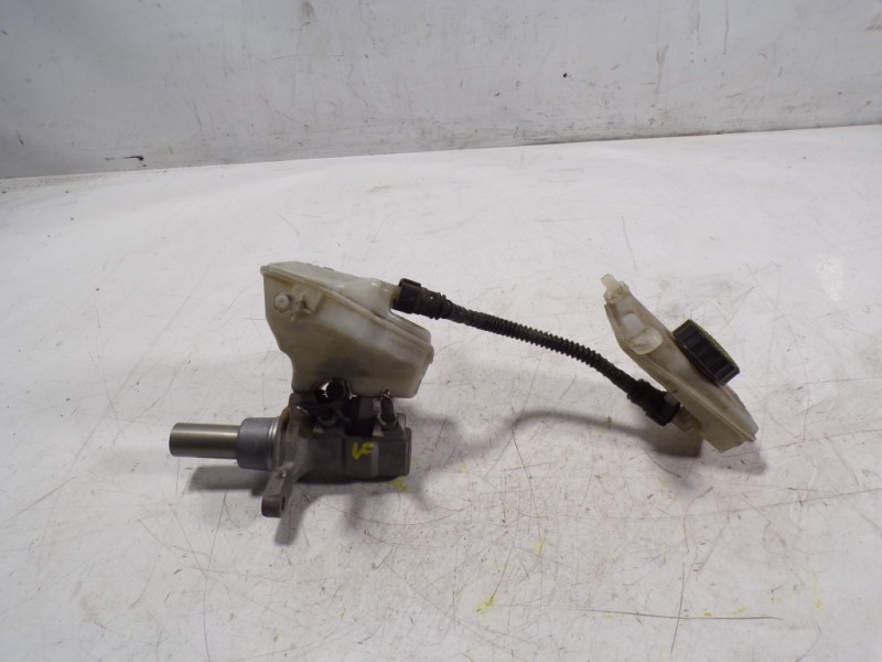 Recambio de bomba freno para peugeot 308 active referencia OEM IAM 1610017880  