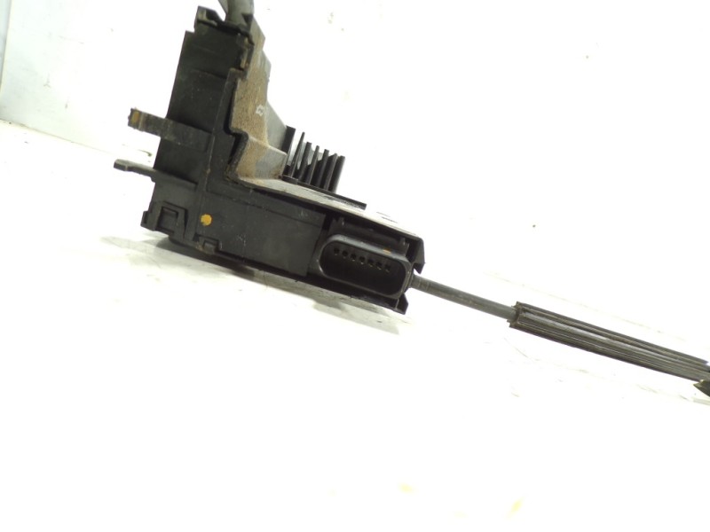 Recambio de cerradura puerta delantera derecha para peugeot 308 active referencia OEM IAM 9807954280 9807954280 