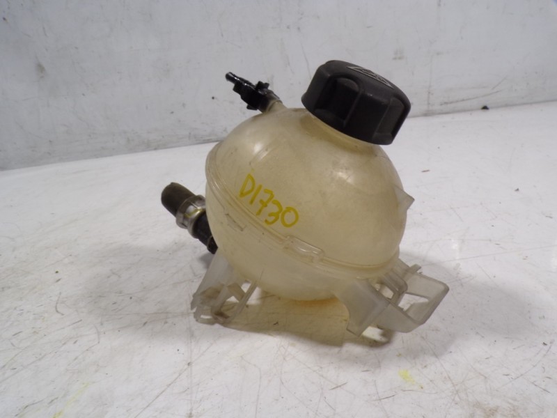 Recambio de deposito expansion para peugeot 308 active referencia OEM IAM 9678125880  
