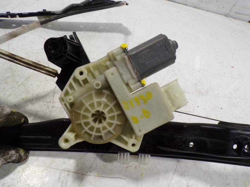 Recambio de elevalunas delantero derecho para peugeot 308 active referencia OEM IAM 9816273080 9678189780 