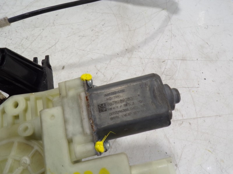 Recambio de elevalunas delantero derecho para peugeot 308 active referencia OEM IAM 9816273080 9678189780 