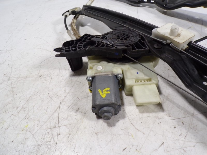 Recambio de elevalunas delantero derecho para peugeot 308 active referencia OEM IAM 9816273080 9678189780 