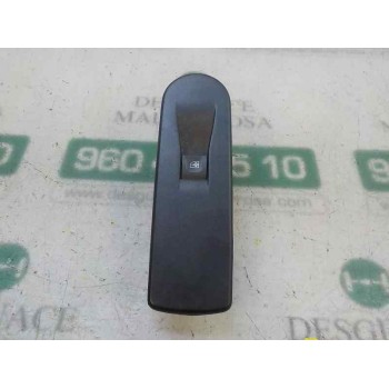 MANDO ELEVALUNAS DELANTERO DERECHO 254218614R 