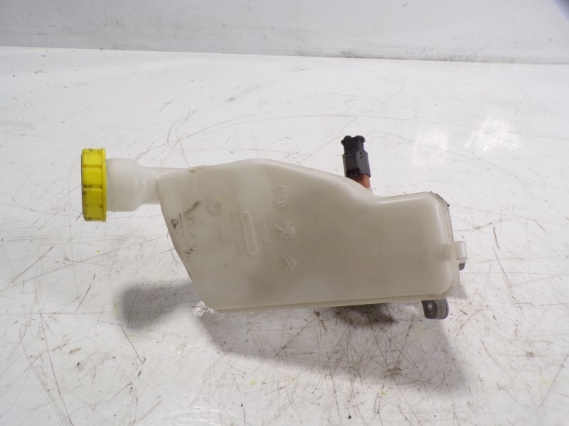 Recambio de bomba freno para citroën c4 cactus 1.2 12v e-thp / puretech referencia OEM IAM 4601R7  