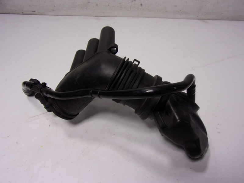 Recambio de tubo intercooler para cupra leon sportstourer (kl8) 1.4 tsi phev referencia OEM IAM 04E129651K 04E129656AK 