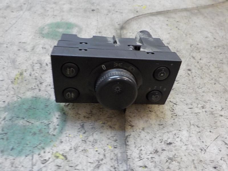 Recambio de mando luces para opel vectra c berlina 2.0 dti referencia OEM IAM   