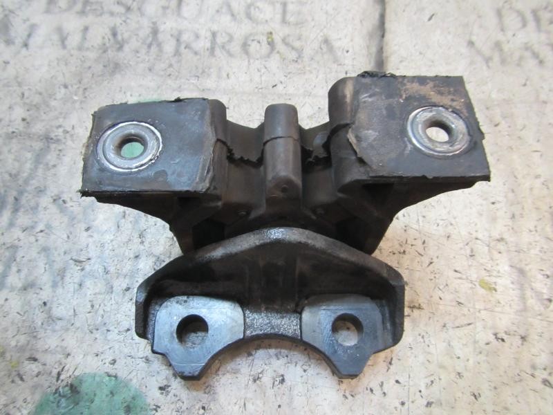 Recambio de soporte motor delantero para opel meriva 1.7 16v cdti referencia OEM IAM   