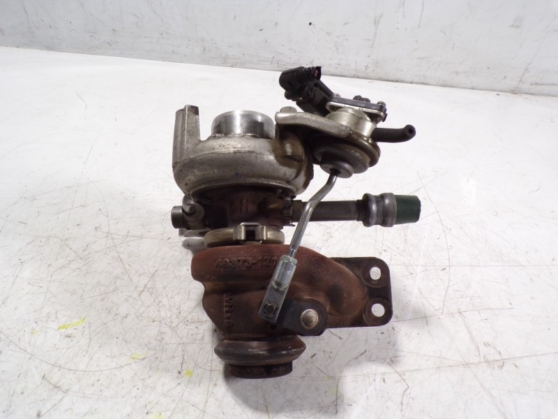 Recambio de turbocompresor para peugeot 308 active referencia OEM IAM 0375Q9  