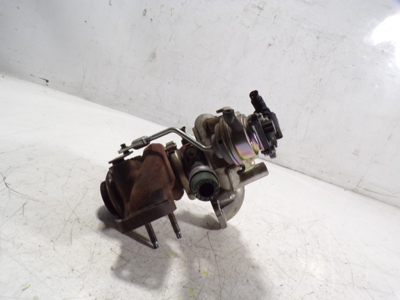 Recambio de turbocompresor para peugeot 308 active referencia OEM IAM 0375Q9  