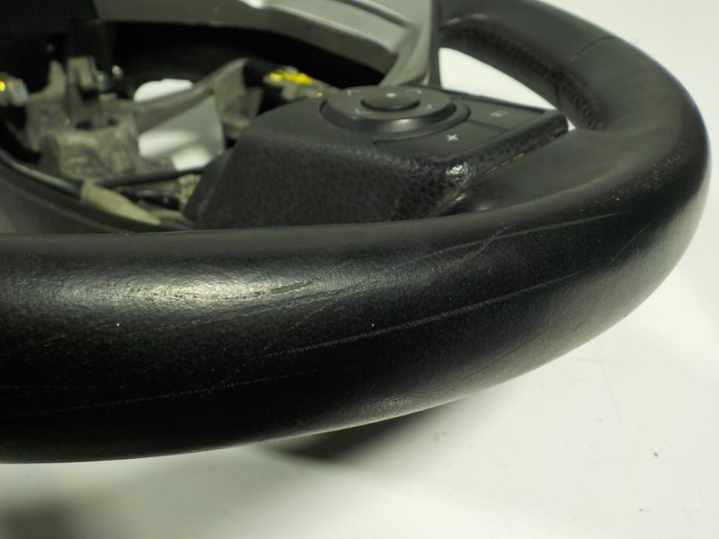 Recambio de volante para toyota auris 1.4 turbodiesel cat referencia OEM IAM 4510202510C0  