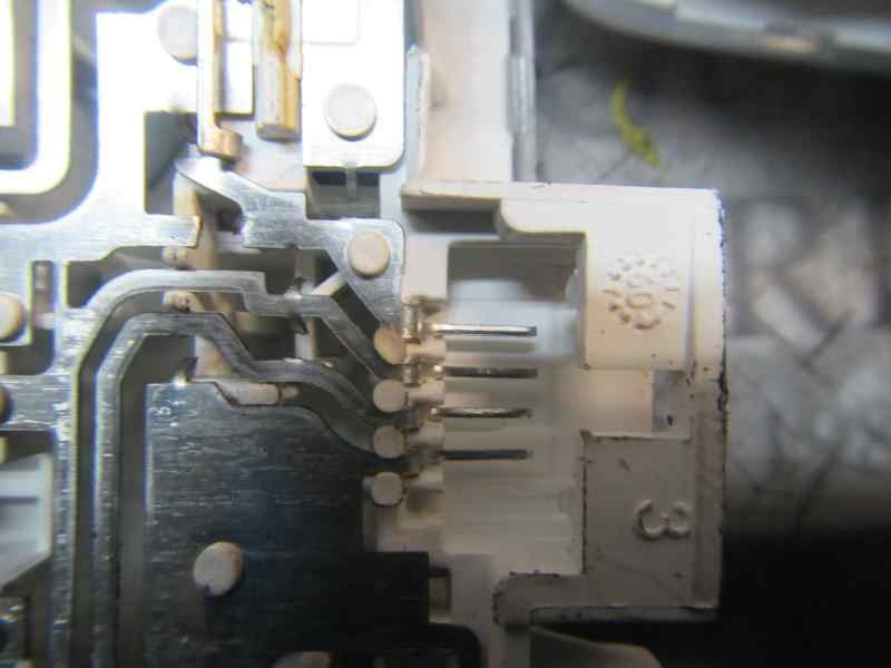 Recambio de piloto interior para renault scenic iii grand family edition referencia OEM IAM 264300008R  